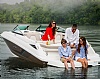 703-SeaRay-220-sundeck-02.jpg