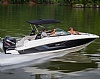 704-SeaRay-220-sundeck-outboard-01.jpg