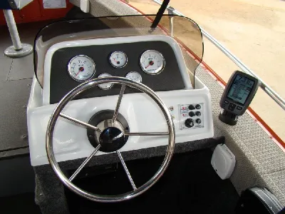 Clique para visualizar Fast 585