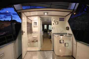 CABIN 27 À 33 PÉS