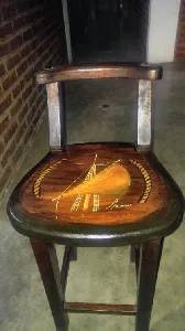 Clique para visualizar Mesa em madeira nobre, tema náutico