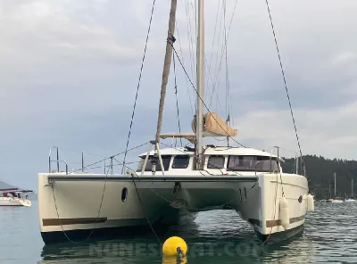 Catamarã Lipari 41