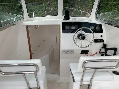 Clique para visualizar Panga 23 cabinada