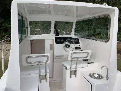 Clique para visualizar Panga 23 cabinada