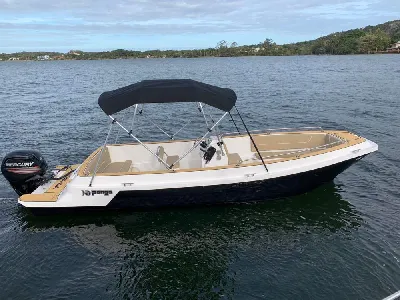 Clique para visualizar Lancha Panga 23 Open
