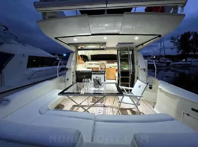 Clique para visualizar Ferretti 43