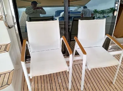 Clique para visualizar Intermarine 60