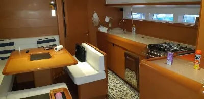 Clique para visualizar Sun Odyssey 50