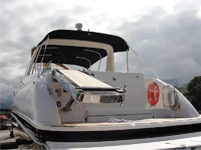 Clique para visualizar Passarela hidráulica telescópica inox para lanchas