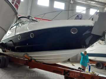 Ventura 330