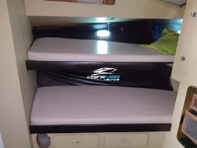 Lancha Carbrasmar 47