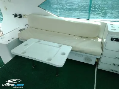 Lancha Carbrasmar 47