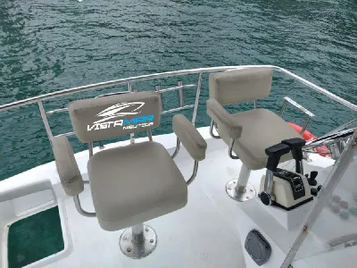 Lancha Carbrasmar 47