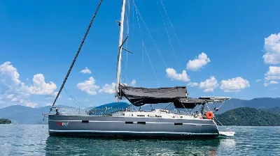 Clique para visualizar BAVARIA CRUISER 45 - Sinal R$ 80.000,00*