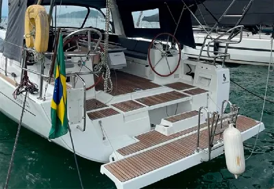 Clique para visualizar Beneteau Oceanis 41 - R$89.000,00*