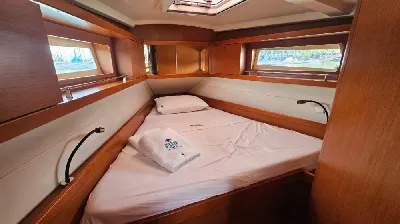 Clique para visualizar Beneteau Oceanis 41 - R$89.000,00*