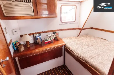 Clique para visualizar Barco Trawler 40 pés