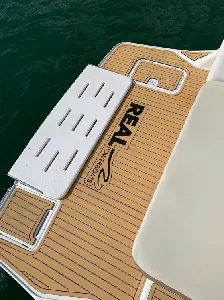 Clique para visualizar Lancha Real 270 Open - Modelo 2024 / Motor Mercury