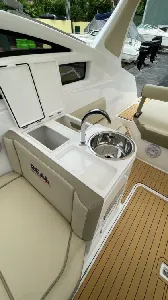 REAL 275 Lancha Cabinada - Motor Mercury 4.5 250HP