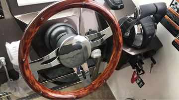 Infinity 370