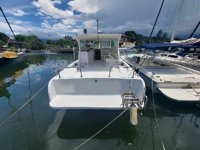Clique para visualizar Lancha motor-boat (Trawler)