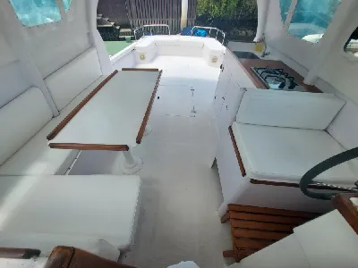 Clique para visualizar Lancha motor-boat (Trawler)