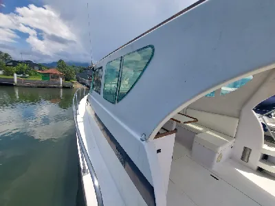 Clique para visualizar Lancha motor-boat (Trawler)