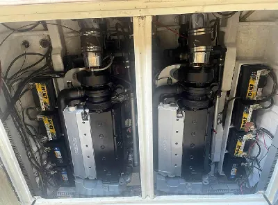 Cougar Intermarine 42