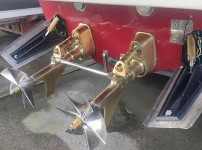 Cougar Intermarine 42