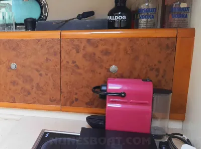 Clique para visualizar Ferretti 380