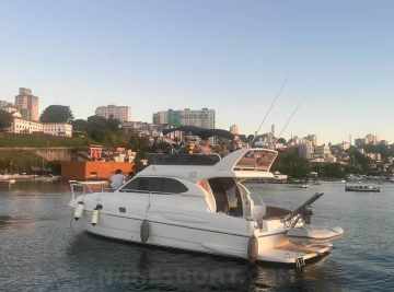 Ferretti 380