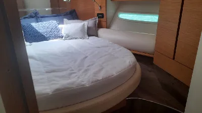 Intermarine 480 Full + Volvo Penta D6 IPS 