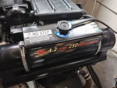 Cigarette 360 Cab + Mercruiser 4.2 250 Hp Diesel