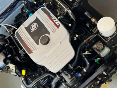 Triton 295 + Mercruiser 6.2 V8 