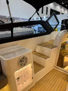 Clique para visualizar Real 34 Cabriolet - Lançamento Real Powerboats