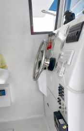 Catamarã Bate Vento em fibra de vidro BV 43ETP