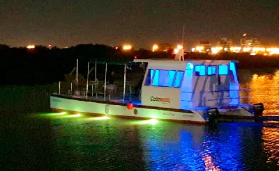 Catamarã Bate Vento em fibra de vidro BV 43ETP