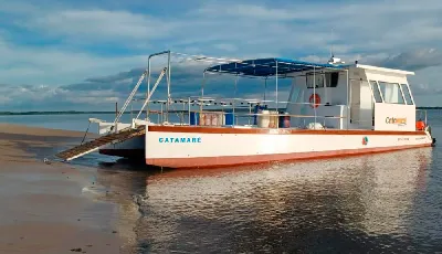 Catamarã Bate Vento em fibra de vidro BV 43ETP