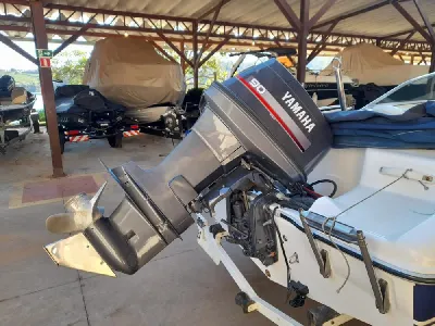 Lancha Bayliner 160 2006