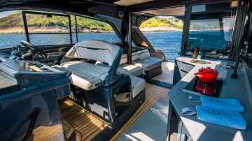 NX 44 DESIGN BY PININFARINA