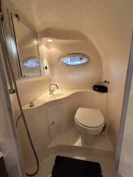 Triton 280