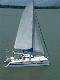 Veleiro catamarã Bate Vento modelo BV 36