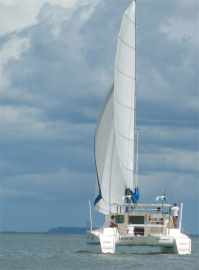 Veleiro catamarã Bate Vento modelo BV 36