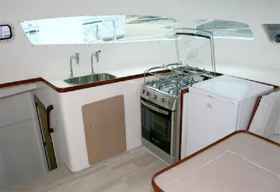 Veleiro catamarã Bate Vento modelo BV 36