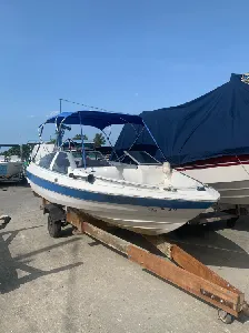 Ventura 20