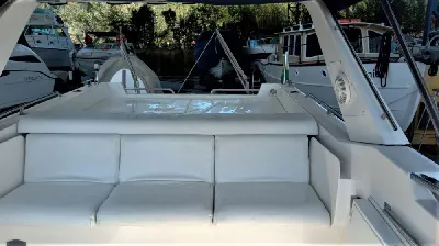 Clique para visualizar Cigarette 36 Offshore Legend + AQAD 41 Diesel