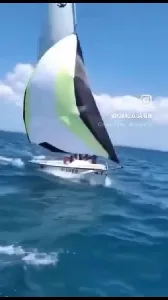 Clique para visualizar Veleiro Andorinha - projeto Cabinho Barracuda