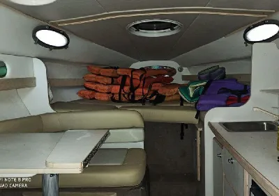 Four Winns Vista 278