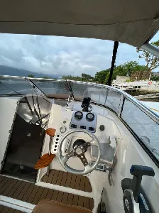 Clique para visualizar V215 Confort + Evirude 175Hp