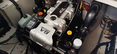 Clique para visualizar Bayliner Cruiser 310 BR + Mercruiser 8.2 MAG